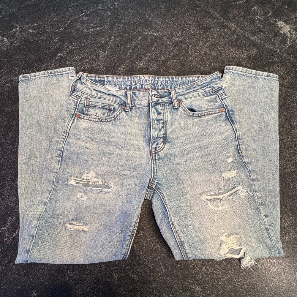 American Eagle Tomgirl Ripped Light Wash Jeans, 4 Short
